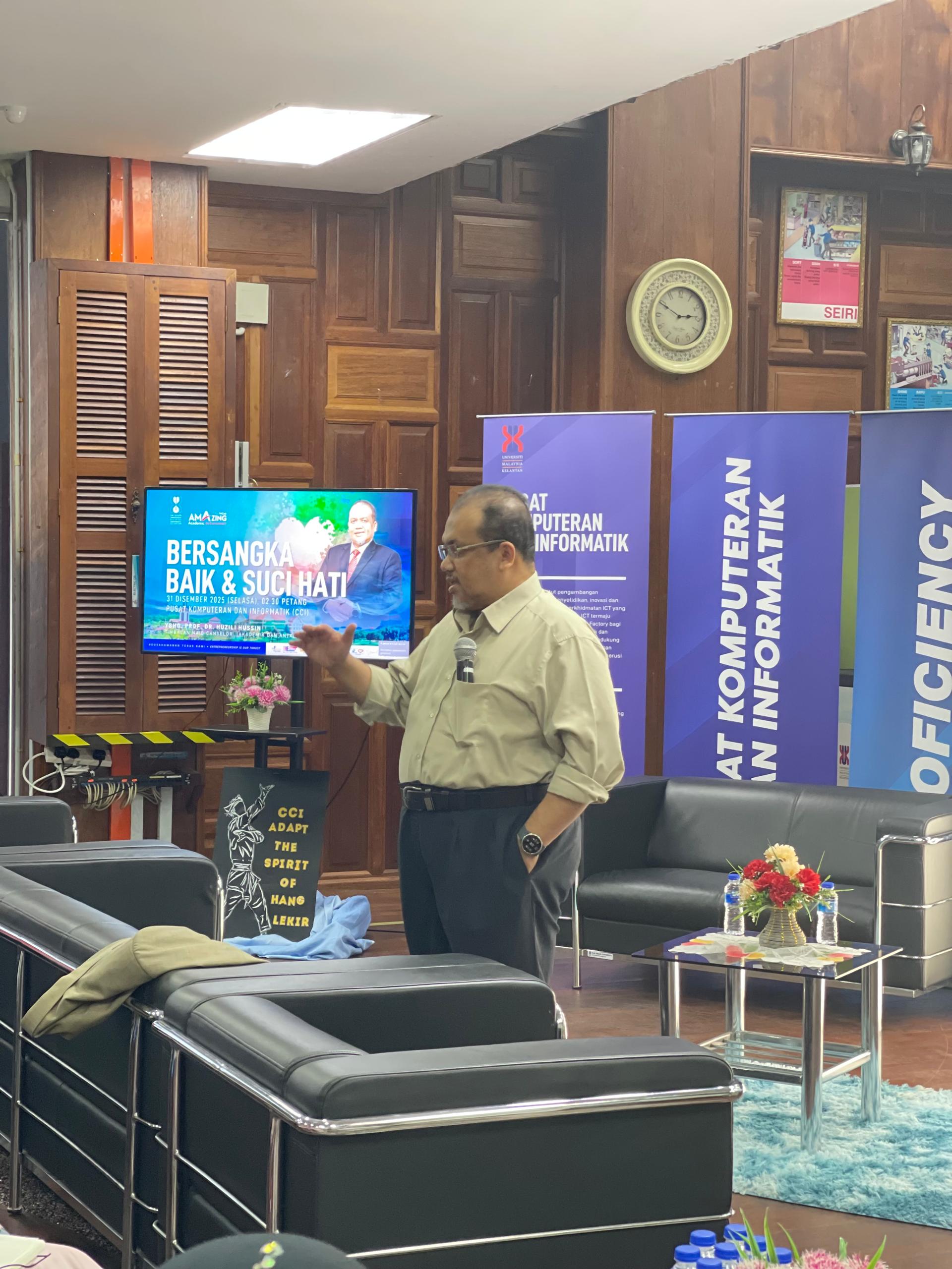 SESI PERKONGSIAN OLEH TNC A&A BERSAMA STAF PUSAT KOMPUTERAN DAN INFORMATIK (CCI)